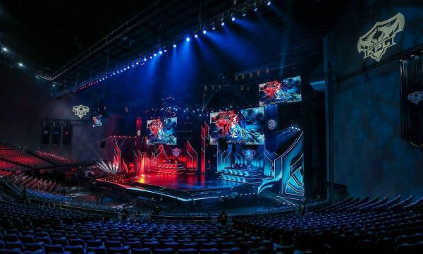 电竞行业的五大代表：LOL规模巨大，Dota2的奖金无人能及