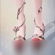 无限暖暖烁金新蕾属性如何