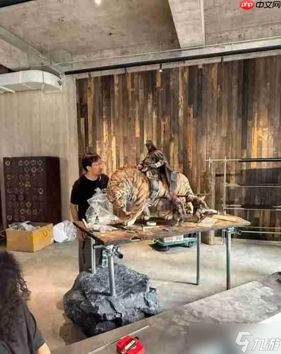 《黑神话：钟馗》钟馗骑虎雕像霸气公开！钟馗还光着脚？