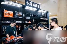 暗区突围无限定档发布会现场采访是什么样的