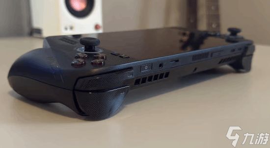 外媒给ROG Xbox Ally X 5星满分：超越Steam Deck！