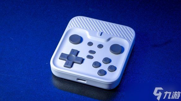 磁吸手柄abxylute M4登场 手机秒变掌机还原实机手感