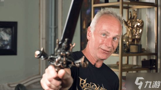 拉瑞安承认做《神界》压力很大！不仅要做到更好还要做出全新