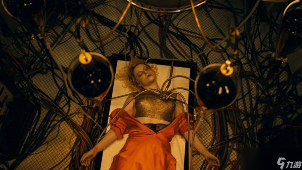 《暗黑新娘！》国内定档 贝尔饰演科学怪人弗兰肯斯坦