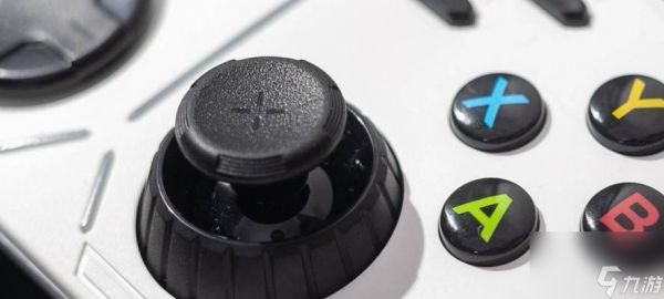 生化危机换子弹按键是什么？