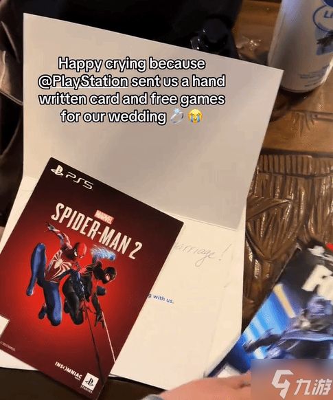 羡慕！新人结婚邀请索尼 结果索尼真随礼了！