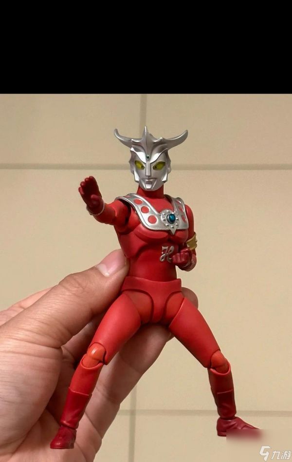 《奥特曼格斗进化3雷欧技能属性介绍》（掌握雷欧技能）