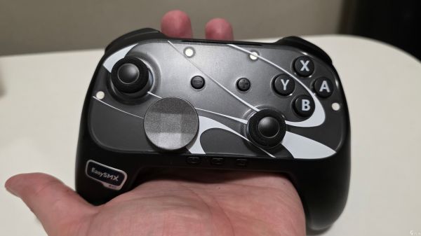 EasySMX S10 评测:一款价格合理的 Switch Pro 手柄替代方案,但别指望奇迹归来