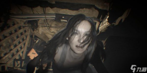 生化危机7突脸镜头调整方法是什么?