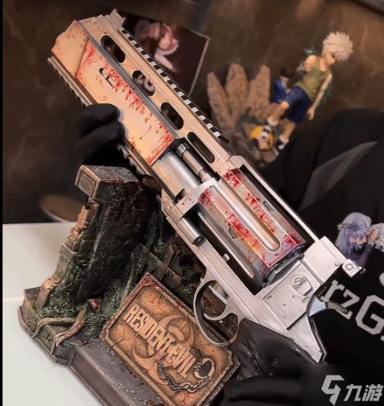 一比一还原!《生化9》染血战斧和"安魂"手办帅爆!