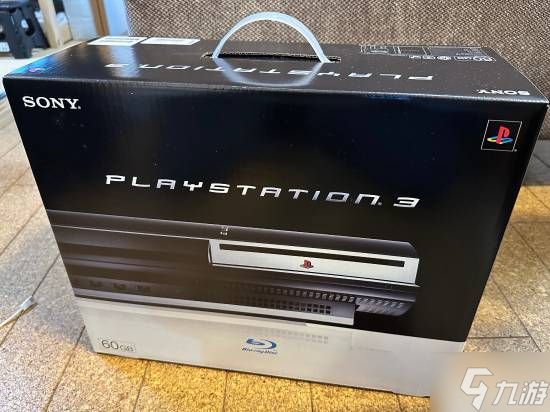 初代PS3尘封20年从未拆封？网友：建议再埋50年