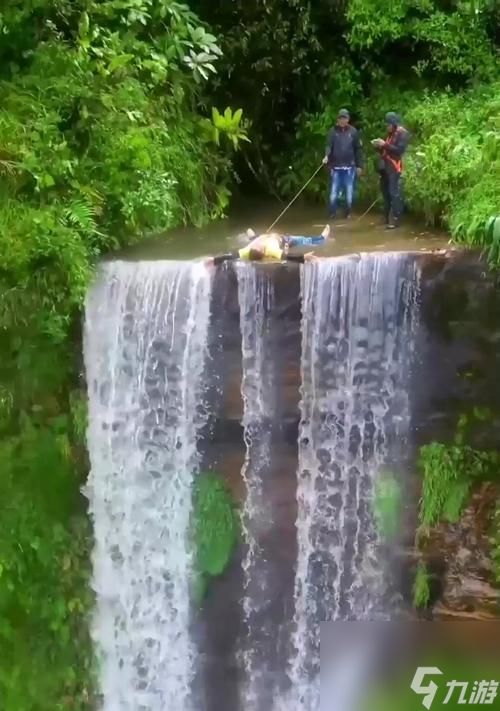 《腐烂国度2》游戏（腐烂国度2中的瀑布山街角办公室基地）