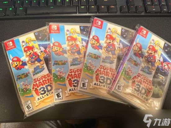 超稀有的实体版游戏!玩家晒NS《超级马力欧3D合集》