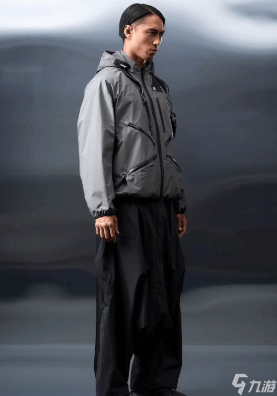 一件夹克卖上万元！小岛秀夫最新联名又来了