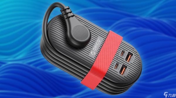 Orico旅行插线板：配备交流插座与USB接口，小巧便携如手机一般