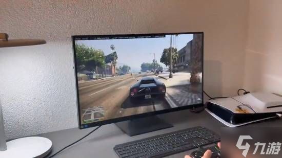 PS5主机被爆改成PC！2K/60帧跑蜘蛛侠 光追增强