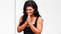 在暗示可能回归《Star Wars》后 被《The Mandalorian》解雇的女演员 Gina Carano 承认她已超过两年未与 Pedro Pascal 交谈