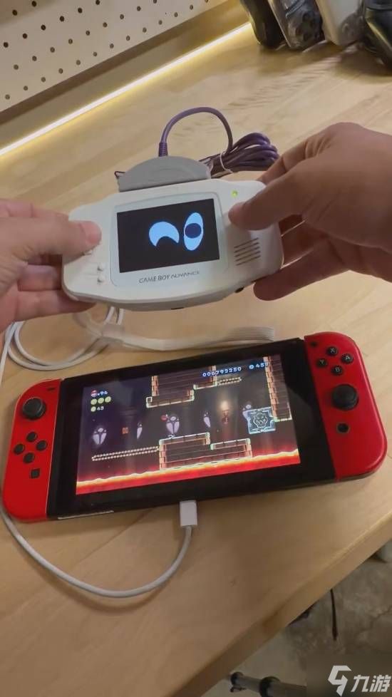 神改造！大佬把20年前GBA变成Switch手柄