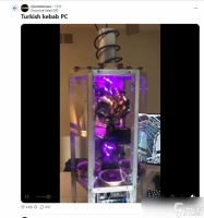 神人自制“沙威玛旋转电脑” 脑洞大开引全网围观