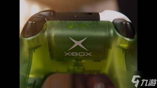 粉丝必买！全透Xbox新机11.27发售：比标准版贵不少